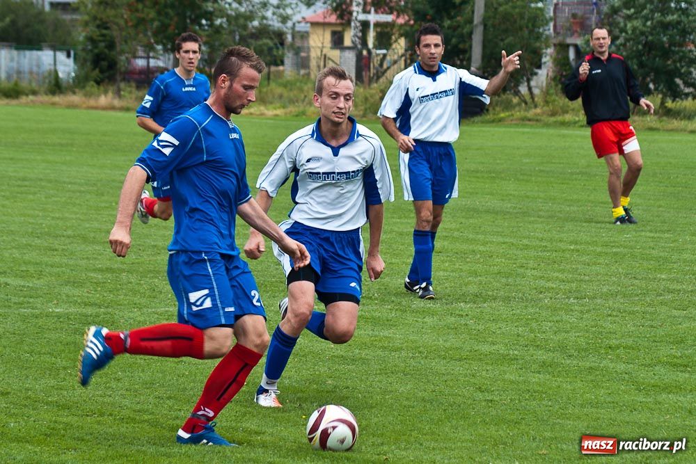 Zdjęcie w galerii na portalu naszraciborz.pl: Krzyżanowice zremisowały w III-ligowcem wiadomości z regionu