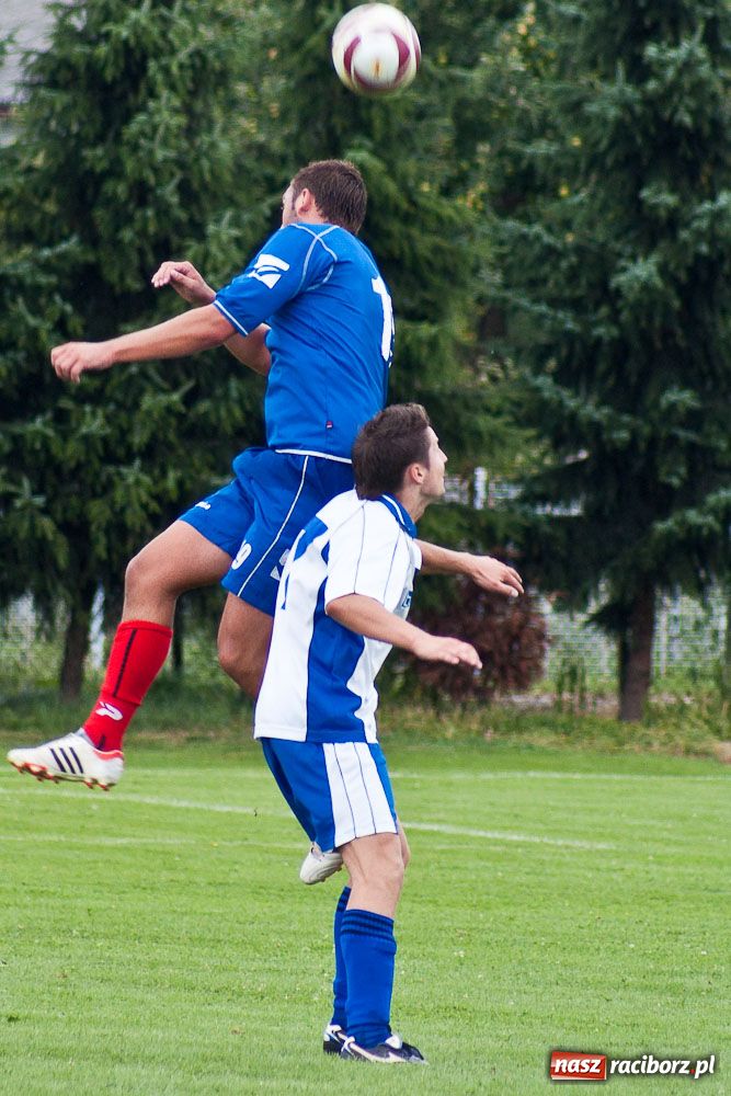Zdjęcie w galerii na portalu naszraciborz.pl: Krzyżanowice zremisowały w III-ligowcem wiadomości z regionu