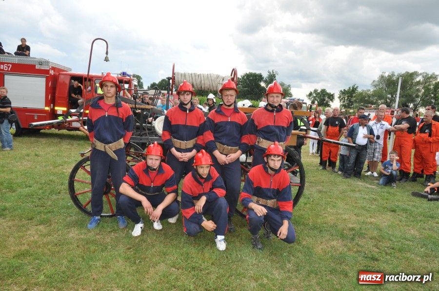 Zdjęcie w galerii na portalu naszraciborz.pl: OSP Bieńkowice z Pucharem Starosty wiadomości z regionu