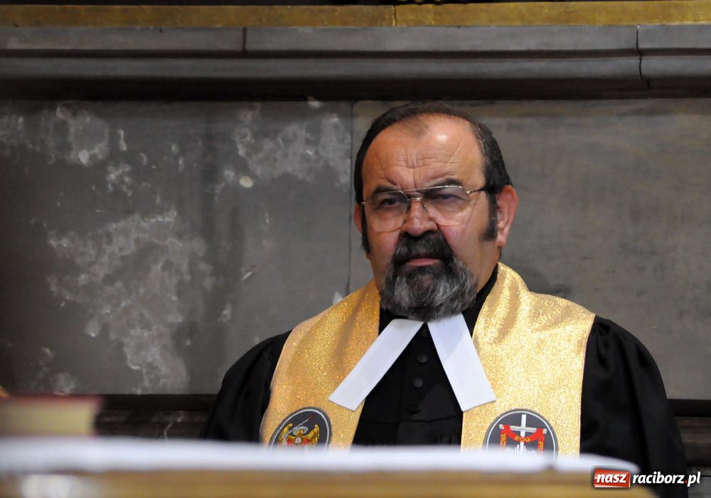 Zdjęcie w galerii na portalu naszraciborz.pl: Biskup ostrzegał. Nie traćcie twarzy wiadomości z regionu