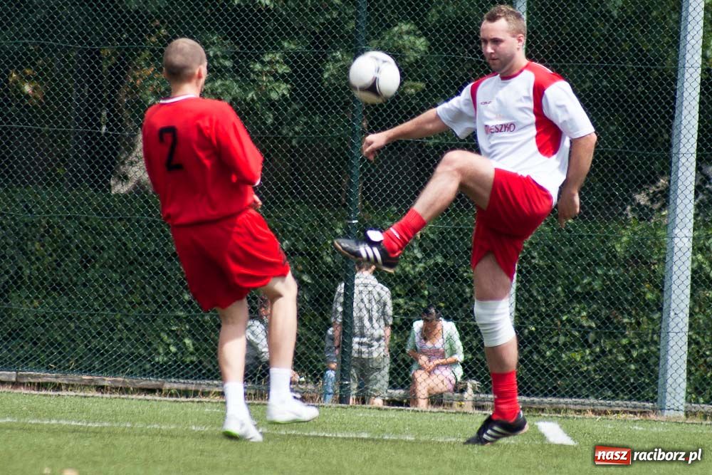 Zdjęcie w galerii na portalu naszraciborz.pl: Liga Orlik - Xpres.pl niepokonany wiadomości z regionu