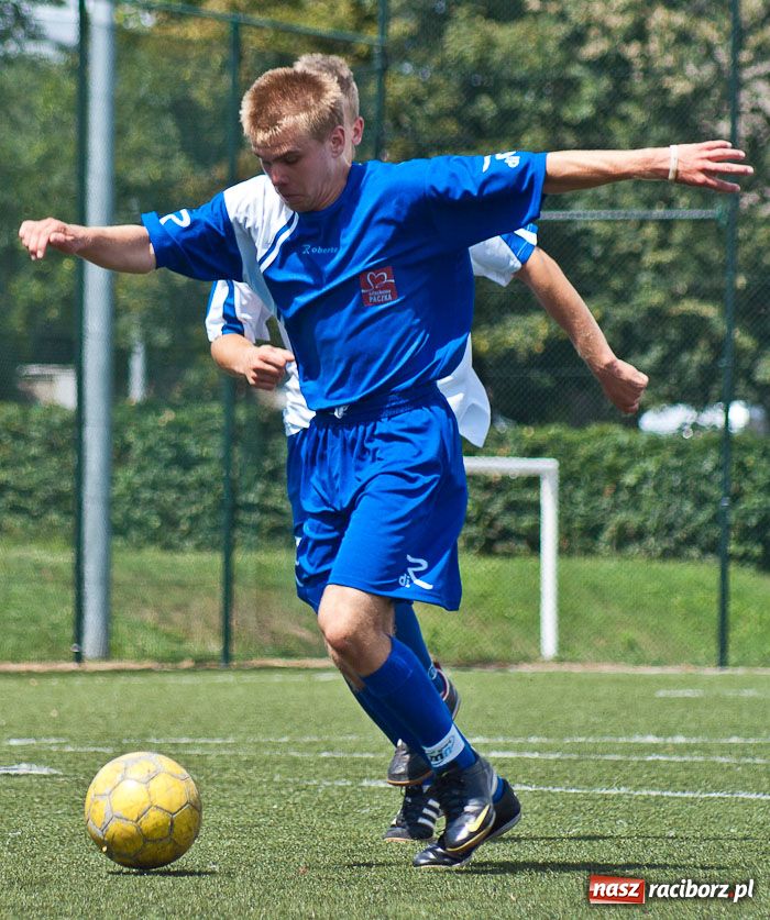 Zdjęcie w galerii na portalu naszraciborz.pl: Liga Orlik - Xpres.pl niepokonany wiadomości z regionu