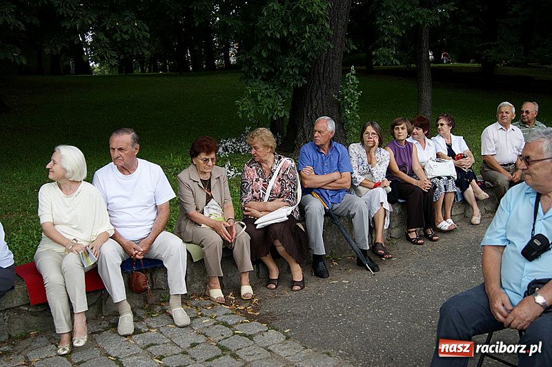 Zdjęcie w galerii na portalu naszraciborz.pl: Jazzowe popołudnie w muszli wiadomości z regionu