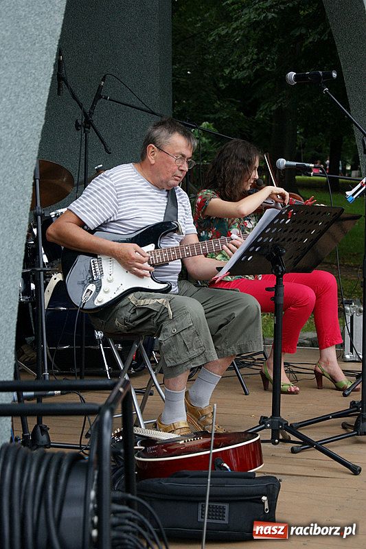 Zdjęcie w galerii na portalu naszraciborz.pl: Jazzowe popołudnie w muszli wiadomości z regionu