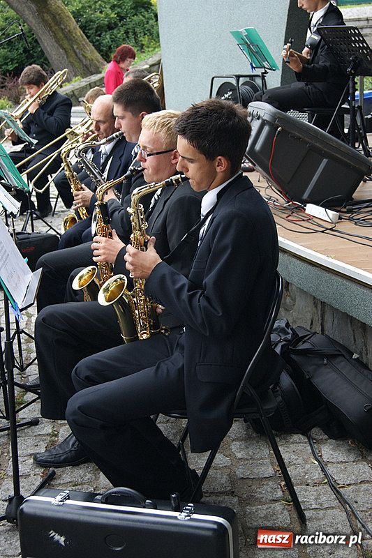Zdjęcie w galerii na portalu naszraciborz.pl: Jazzowe popołudnie w muszli wiadomości z regionu