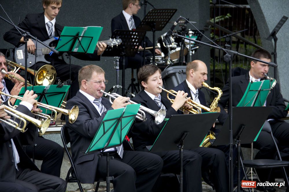Zdjęcie w galerii na portalu naszraciborz.pl: Jazzowe popołudnie w muszli wiadomości z regionu