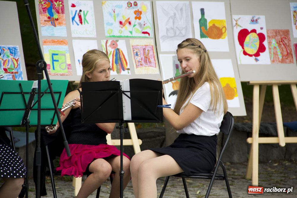 Zdjęcie w galerii na portalu naszraciborz.pl: Jazzowe popołudnie w muszli wiadomości z regionu