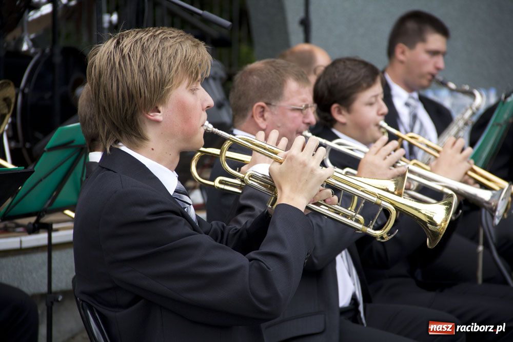 Zdjęcie w galerii na portalu naszraciborz.pl: Jazzowe popołudnie w muszli wiadomości z regionu