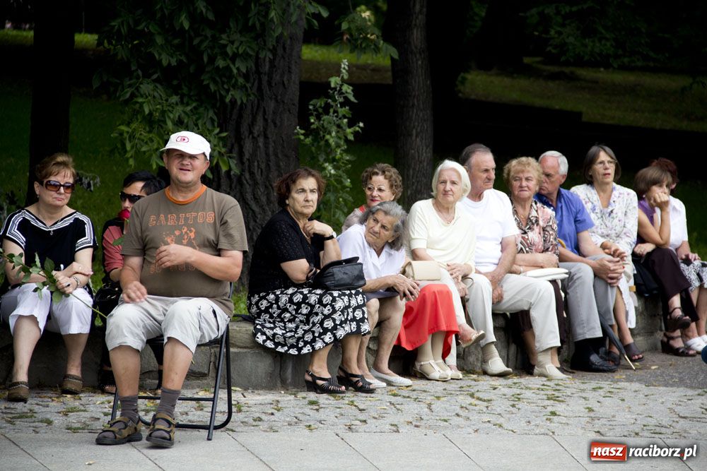 Zdjęcie w galerii na portalu naszraciborz.pl: Jazzowe popołudnie w muszli wiadomości z regionu