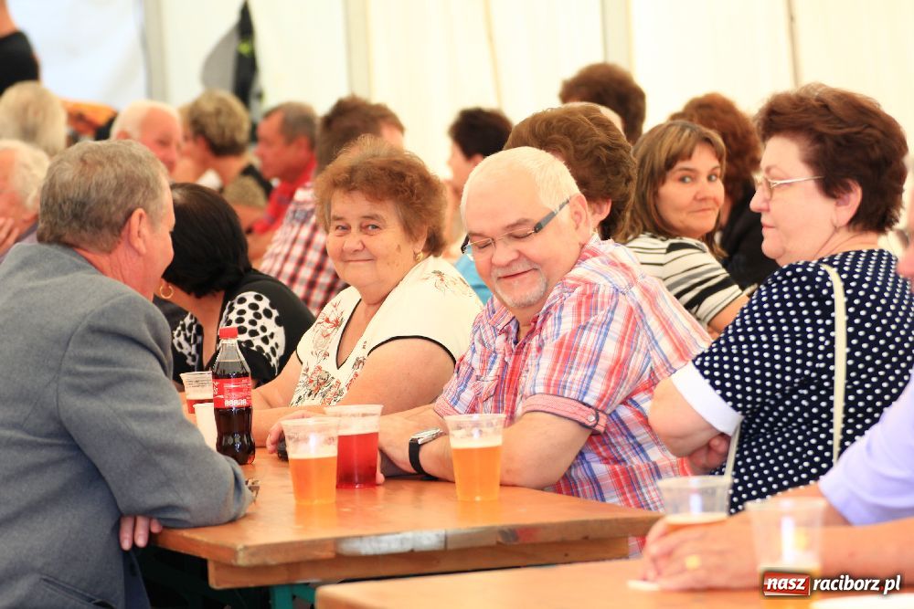 Zdjęcie w galerii na portalu naszraciborz.pl: Dni Rudyszwałdu z zespołem Kamraty wiadomości z regionu