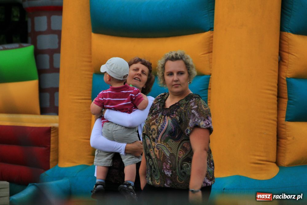 Zdjęcie w galerii na portalu naszraciborz.pl: Dni Rudyszwałdu z zespołem Kamraty wiadomości z regionu