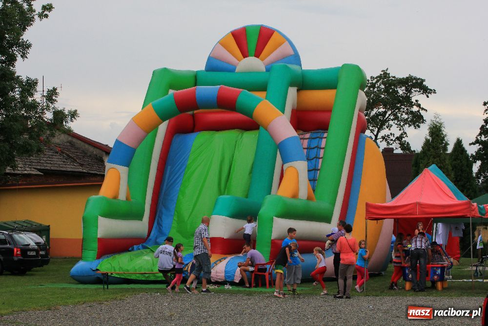 Zdjęcie w galerii na portalu naszraciborz.pl: Dni Rudyszwałdu z zespołem Kamraty wiadomości z regionu