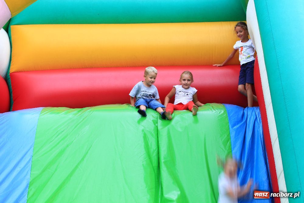 Zdjęcie w galerii na portalu naszraciborz.pl: Dni Rudyszwałdu z zespołem Kamraty wiadomości z regionu