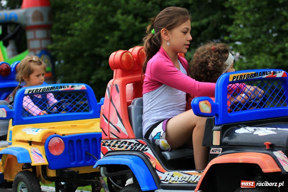 Zdjęcie w galerii na portalu naszraciborz.pl: Dni Rudyszwałdu z zespołem Kamraty wiadomości z regionu