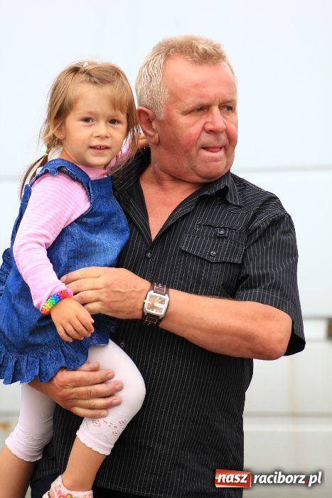 Zdjęcie w galerii na portalu naszraciborz.pl: Dni Rudyszwałdu z zespołem Kamraty wiadomości z regionu