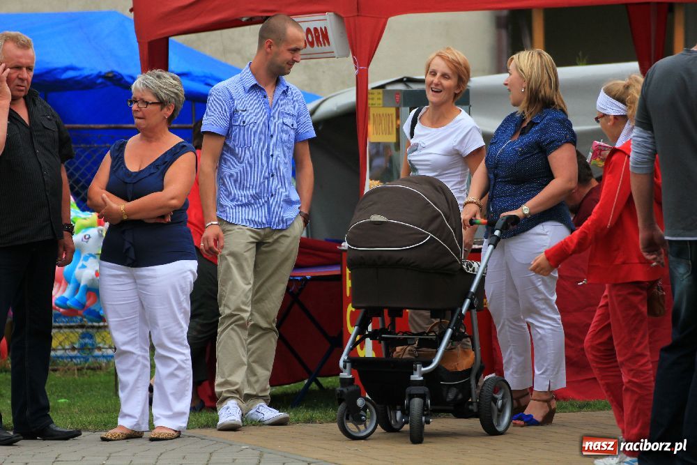 Zdjęcie w galerii na portalu naszraciborz.pl: Dni Rudyszwałdu z zespołem Kamraty wiadomości z regionu