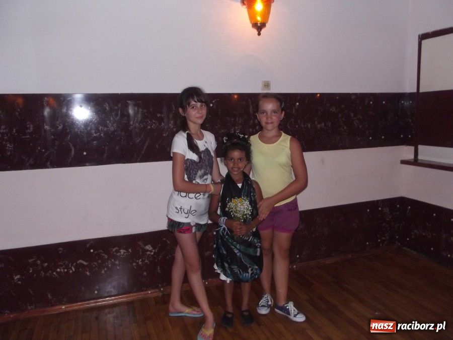 Zdjęcie w galerii na portalu naszraciborz.pl: Mażoretki na warsztatach Bumerang 2012 wiadomości z regionu