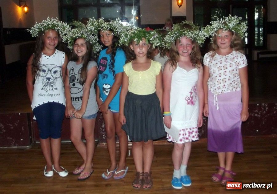 Zdjęcie w galerii na portalu naszraciborz.pl: Mażoretki na warsztatach Bumerang 2012 wiadomości z regionu