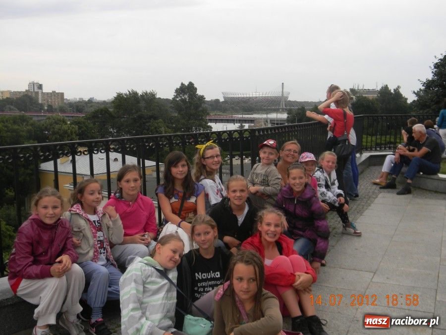 Zdjęcie w galerii na portalu naszraciborz.pl: Mażoretki na warsztatach Bumerang 2012 wiadomości z regionu