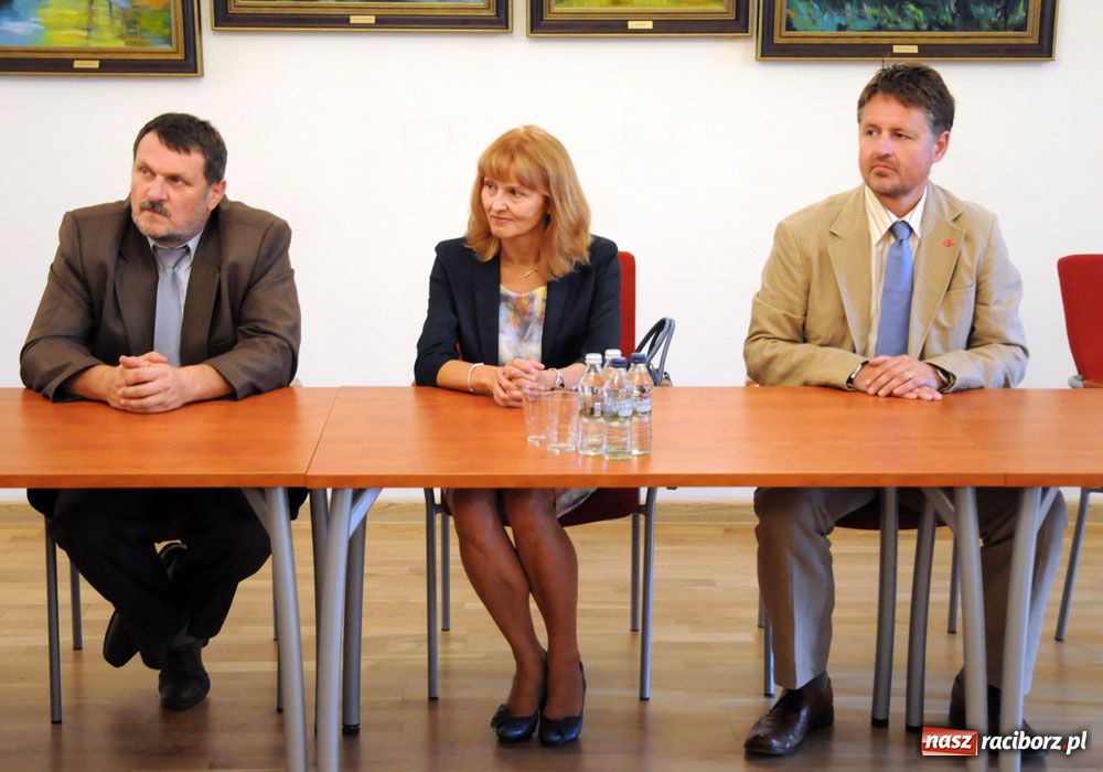 Zdjęcie w galerii na portalu naszraciborz.pl: Uczelnie tworzą nową historię wiadomości z regionu