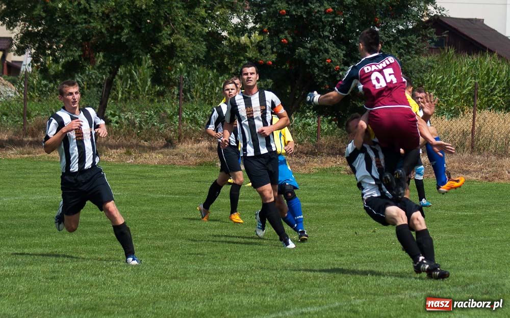 Zdjęcie w galerii na portalu naszraciborz.pl: Krzyżanowice i Owsiszcze  zagrają w finale wiadomości z regionu