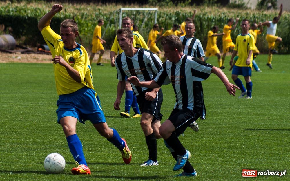 Zdjęcie w galerii na portalu naszraciborz.pl: Krzyżanowice i Owsiszcze  zagrają w finale wiadomości z regionu