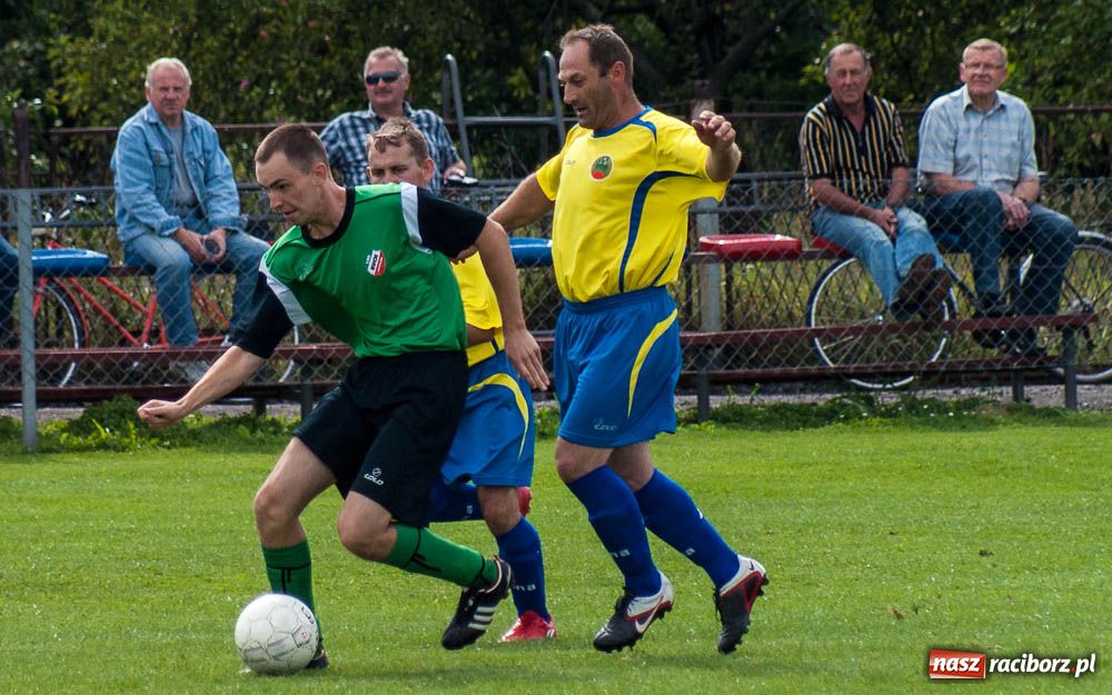 Zdjęcie w galerii na portalu naszraciborz.pl: Krzyżanowice i Owsiszcze  zagrają w finale wiadomości z regionu