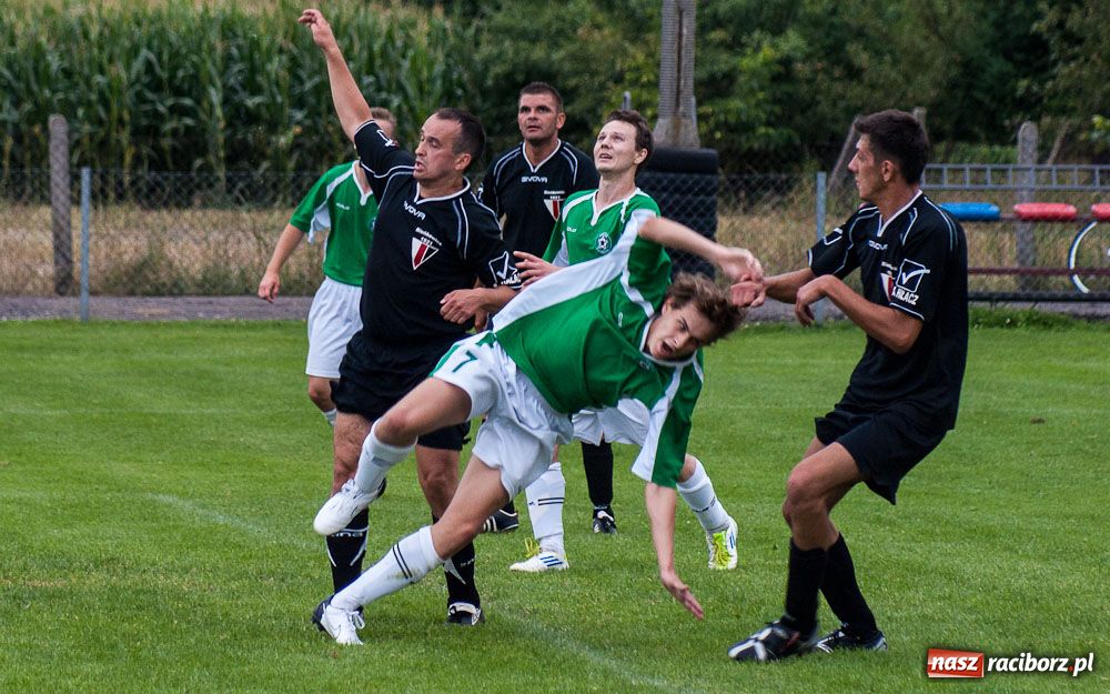 Zdjęcie w galerii na portalu naszraciborz.pl: Krzyżanowice i Owsiszcze  zagrają w finale wiadomości z regionu