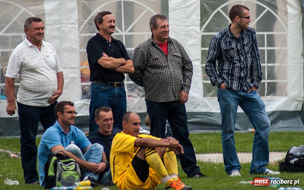 Zdjęcie w galerii na portalu naszraciborz.pl: Krzyżanowice i Owsiszcze  zagrają w finale wiadomości z regionu