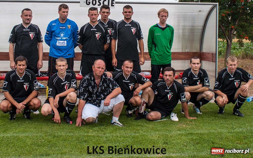 Zdjęcie w galerii na portalu naszraciborz.pl: Krzyżanowice i Owsiszcze  zagrają w finale wiadomości z regionu