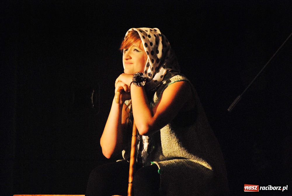 Zdjęcie w galerii na portalu naszraciborz.pl: W świecie musicalu - pokaz na finał wiadomości z regionu