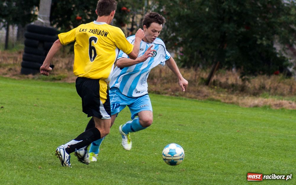 Zdjęcie w galerii na portalu naszraciborz.pl: Puchar Wójta w rękach LKS Krzyżanowice wiadomości z regionu