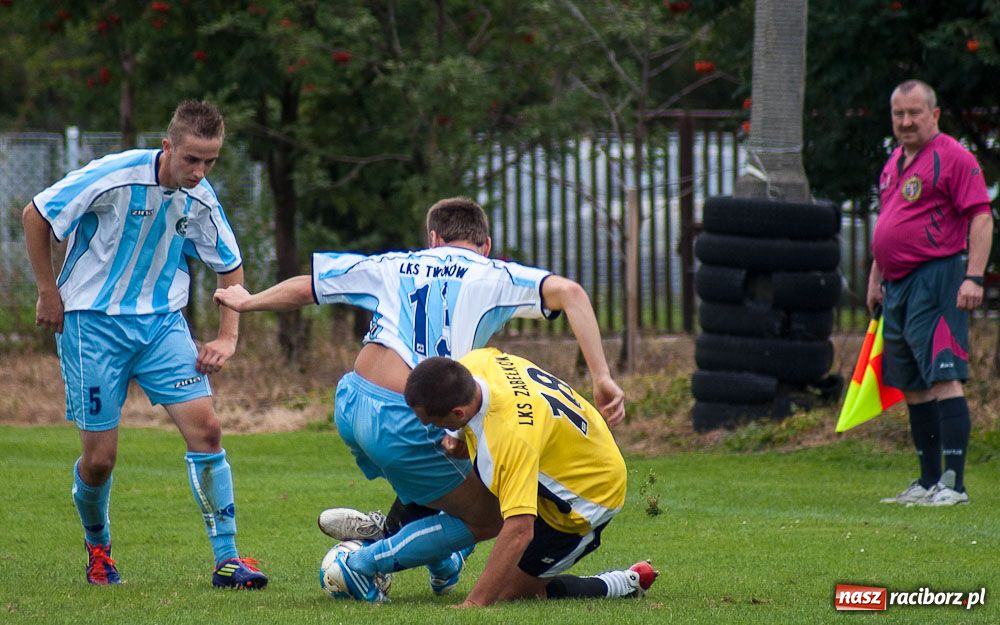 Zdjęcie w galerii na portalu naszraciborz.pl: Puchar Wójta w rękach LKS Krzyżanowice wiadomości z regionu