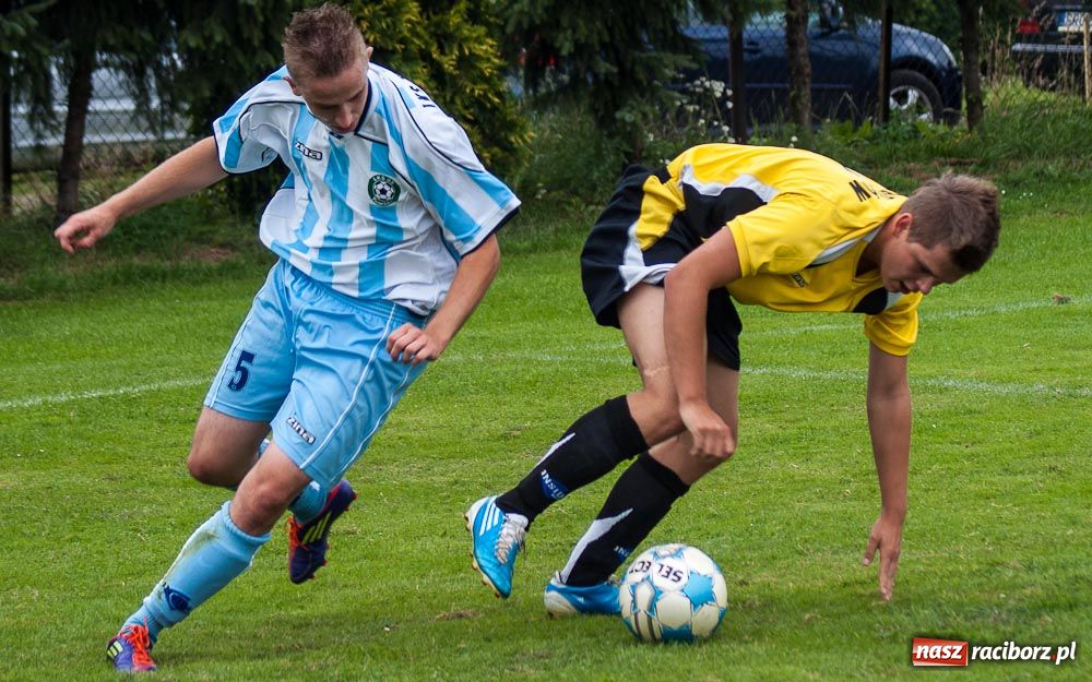 Zdjęcie w galerii na portalu naszraciborz.pl: Puchar Wójta w rękach LKS Krzyżanowice wiadomości z regionu