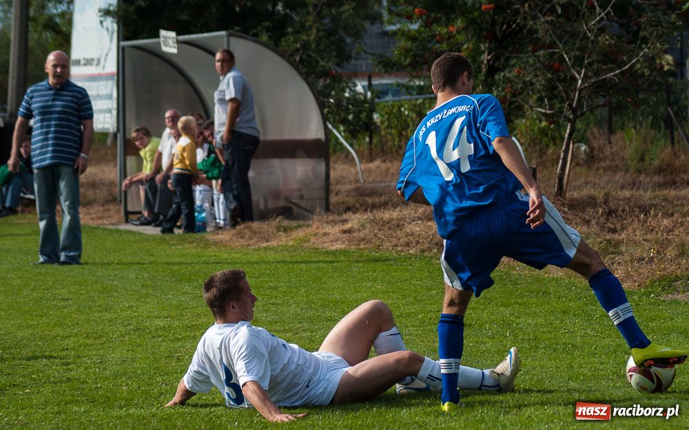 Zdjęcie w galerii na portalu naszraciborz.pl: Puchar Wójta w rękach LKS Krzyżanowice wiadomości z regionu