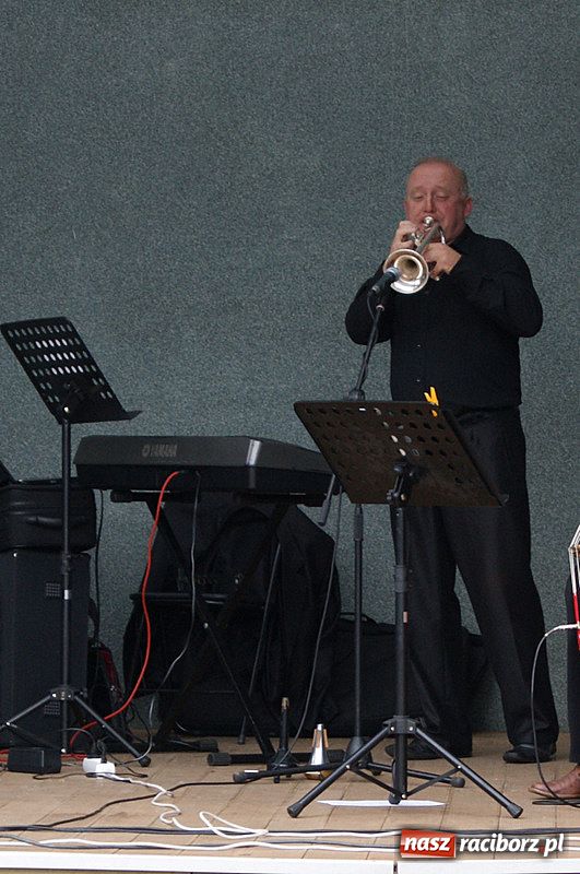 Zdjęcie w galerii na portalu naszraciborz.pl: Take Trio w Parku Roth wiadomości z regionu