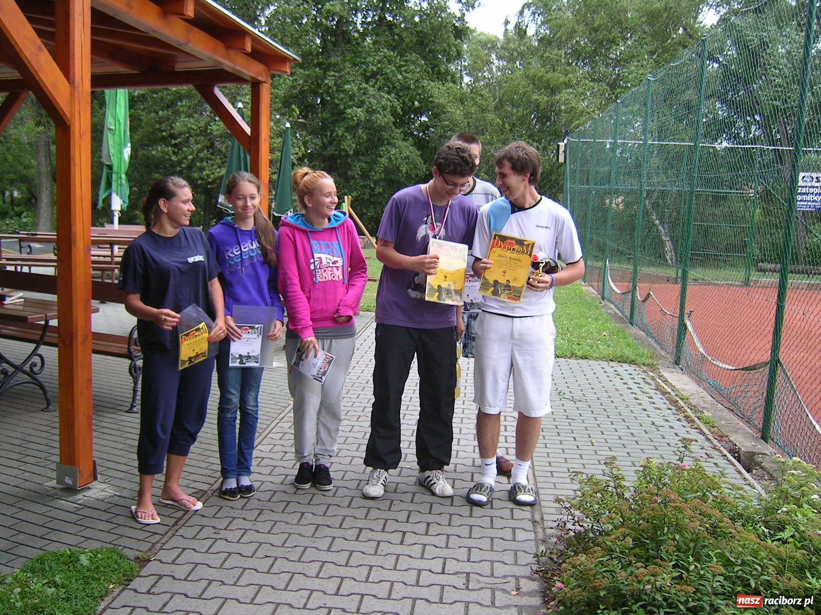 Zdjęcie w galerii na portalu naszraciborz.pl: Na zakończenie obozu w Czechach wiadomości z regionu