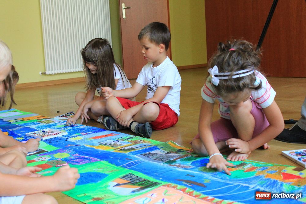 Zdjęcie w galerii na portalu naszraciborz.pl: Plastycznie i muzycznie w RCK wiadomości z regionu