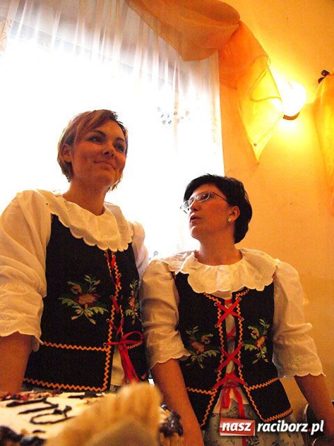 Zdjęcie w galerii na portalu naszraciborz.pl: Baba z boncloka na Wielkanoc wiadomości z regionu