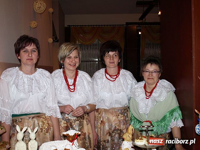 Zdjęcie w galerii na portalu naszraciborz.pl: Baba z boncloka na Wielkanoc wiadomości z regionu