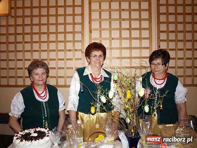 Zdjęcie w galerii na portalu naszraciborz.pl: Baba z boncloka na Wielkanoc wiadomości z regionu