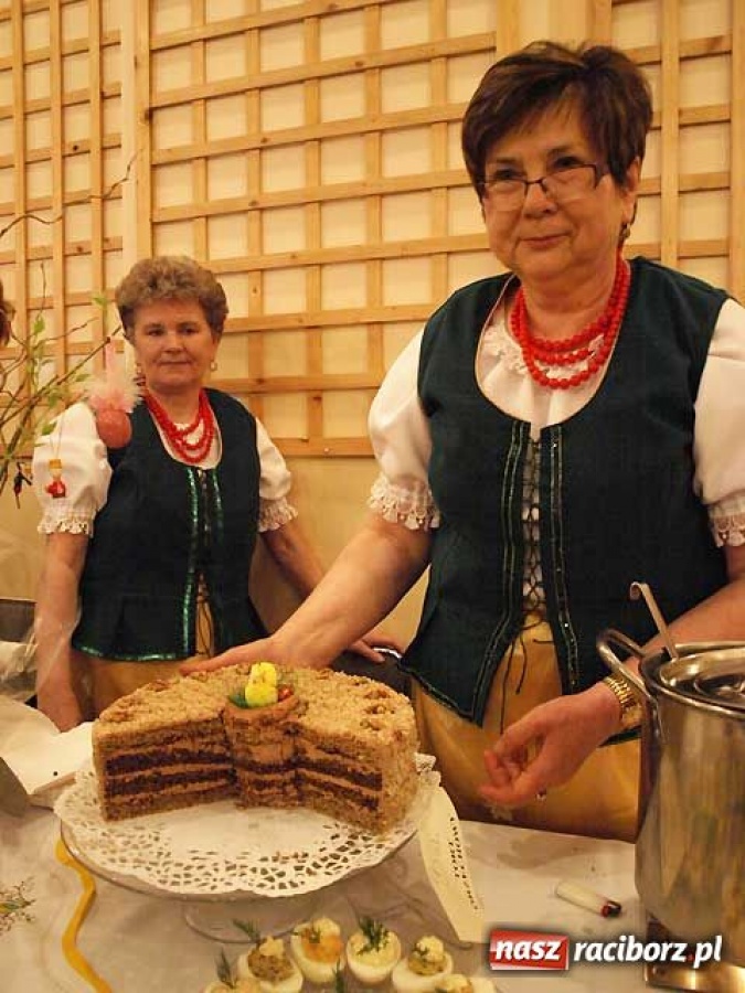 Zdjęcie w galerii na portalu naszraciborz.pl: Baba z boncloka na Wielkanoc wiadomości z regionu