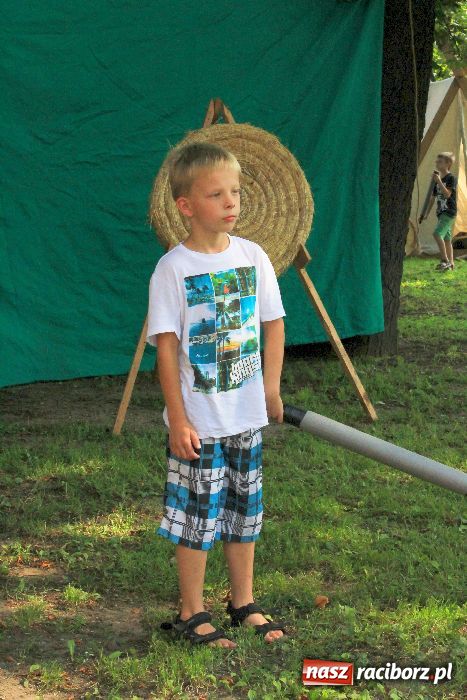 Zdjęcie w galerii na portalu naszraciborz.pl: Walczą i strzelają przy RCK wiadomości z regionu