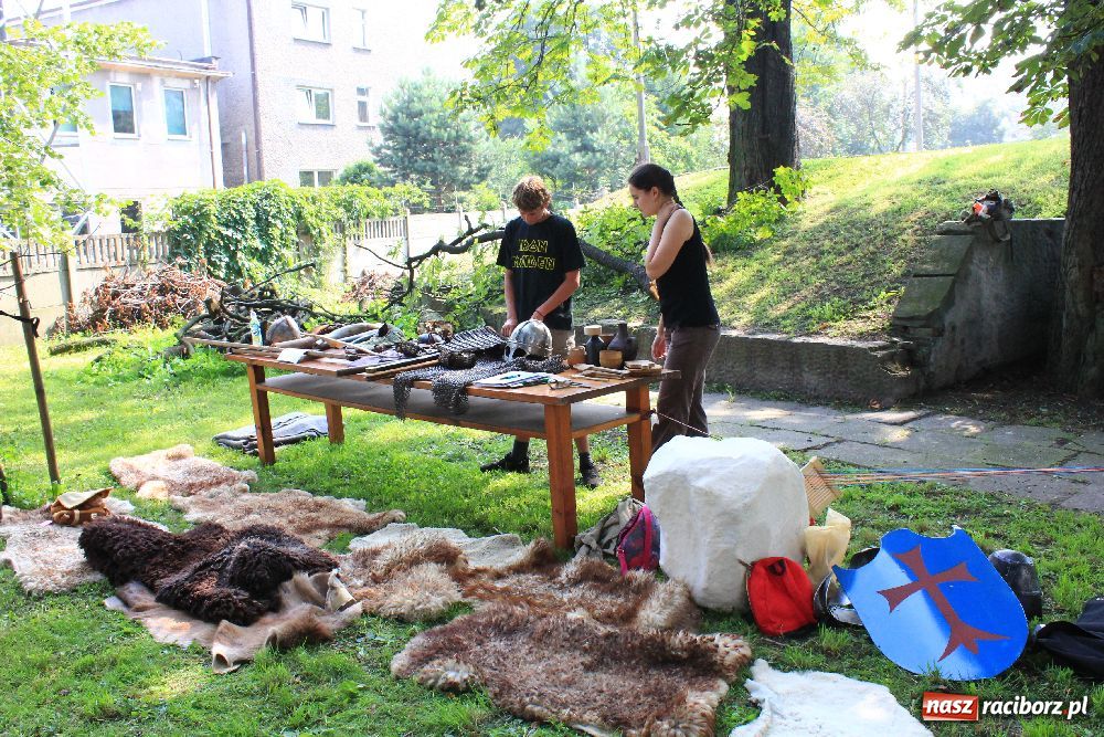 Zdjęcie w galerii na portalu naszraciborz.pl: Walczą i strzelają przy RCK wiadomości z regionu