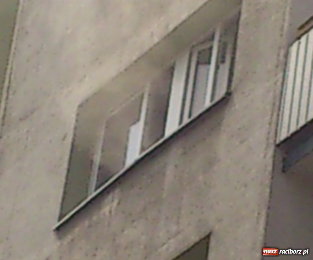 Zdjęcie w galerii na portalu naszraciborz.pl: Na Katowickiej wciąż ten sam problem wiadomości z regionu