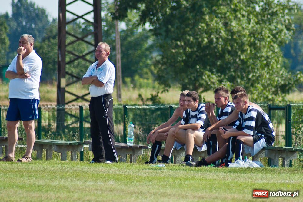 Zdjęcie w galerii na portalu naszraciborz.pl: Brzeskie boisko w końcu otwarte wiadomości z regionu
