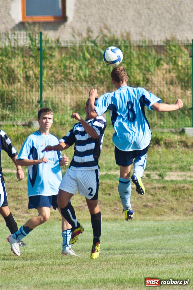 Zdjęcie w galerii na portalu naszraciborz.pl: Brzeskie boisko w końcu otwarte wiadomości z regionu