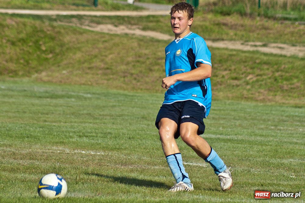 Zdjęcie w galerii na portalu naszraciborz.pl: Brzeskie boisko w końcu otwarte wiadomości z regionu