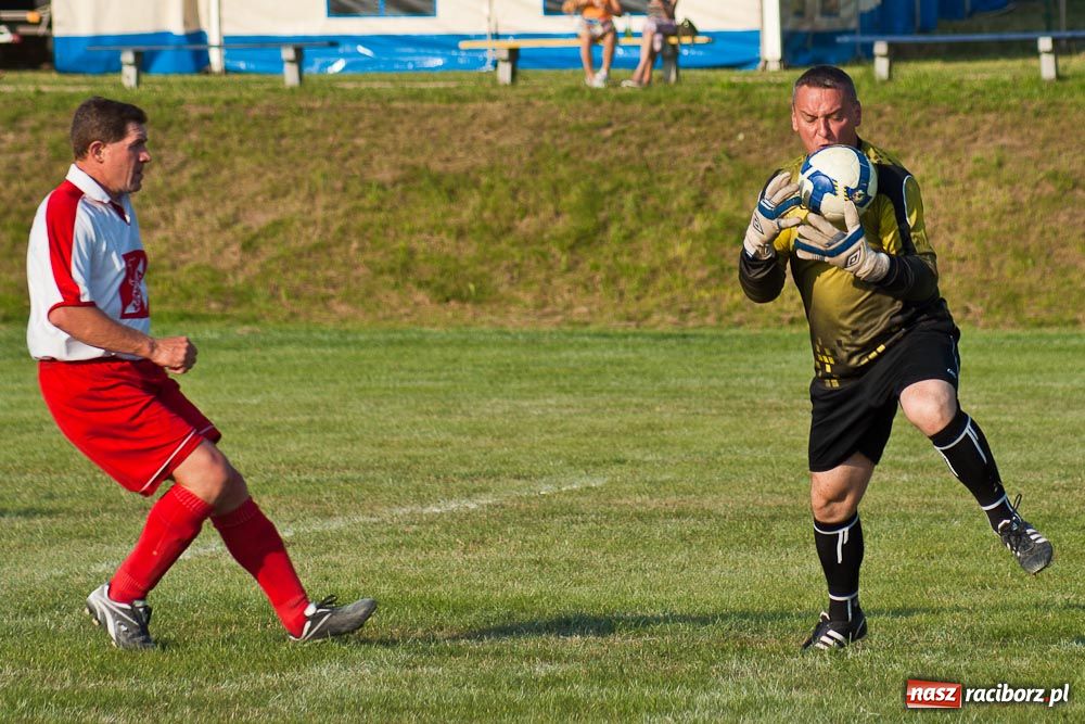 Zdjęcie w galerii na portalu naszraciborz.pl: Brzeskie boisko w końcu otwarte wiadomości z regionu