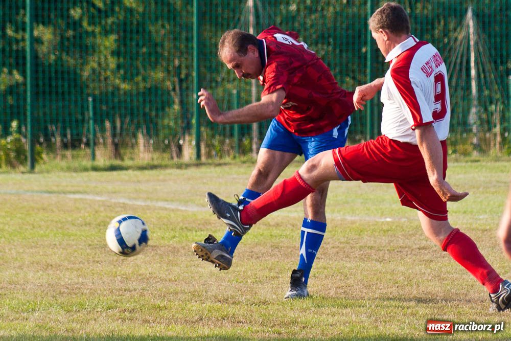 Zdjęcie w galerii na portalu naszraciborz.pl: Brzeskie boisko w końcu otwarte wiadomości z regionu